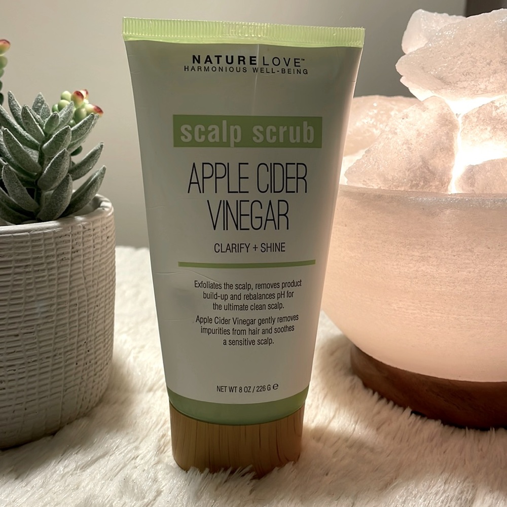 8 oz brand new scalp scrub by NatureLove